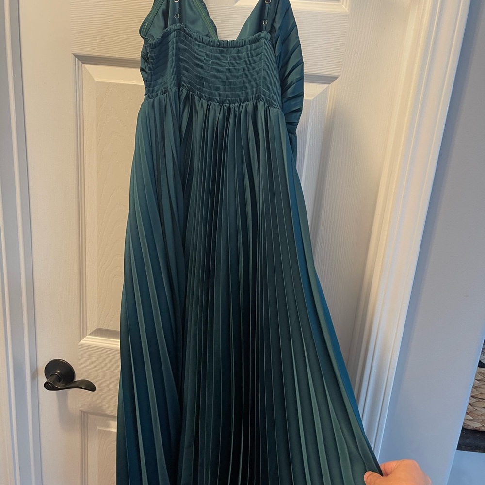 Pleated Spaghetti Strap Midi Dress in Teal - Picture 10 of 12